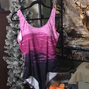 XXL One Piece bathing suit Basket Weave Like Back NWOT